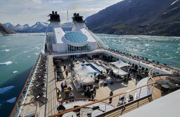Seabourn Quest Sun Deck 1 ©Mike Louagie.jpg